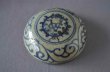 Photo5: Kougou with logo of VOC and arabesque pattern, Chinese porcelain (5)