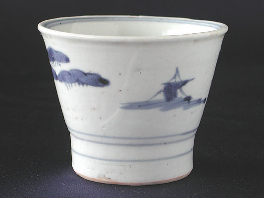Soba soup cup with design of sailboats and rows of pine tree, Old Imari porcelain