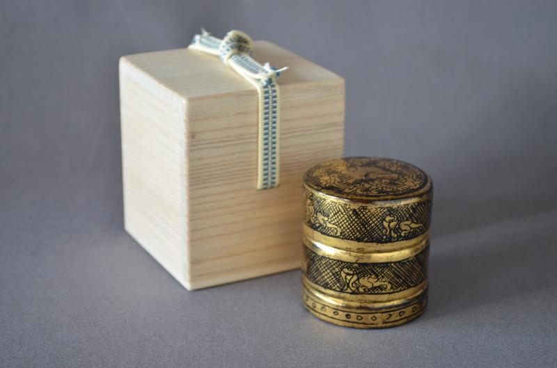 Medicine case, Burmese lacquer ware