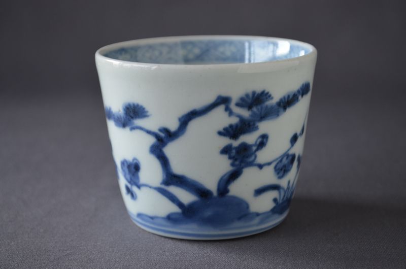 Soba soup cup with design of pine tree, bamboo and plum, Old Imari porcelain