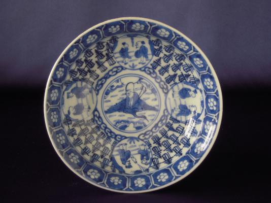 Deep plate with design of Fukurokuju, Old Imari porcelain